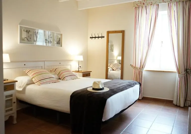 Hotel Es Mercadal 4*,  Spanien
